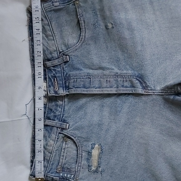 FREE People We The Free Baggy Tomboy Short Long Cut Off Denim Shorts size 27 NWT - Picture 7 of 9